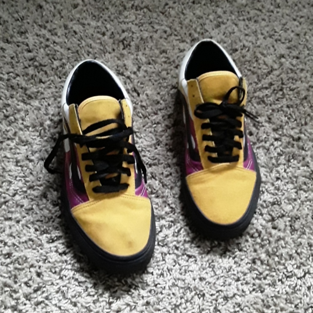 Vanz ( Yellow, Purple, White, Yellow and Black )